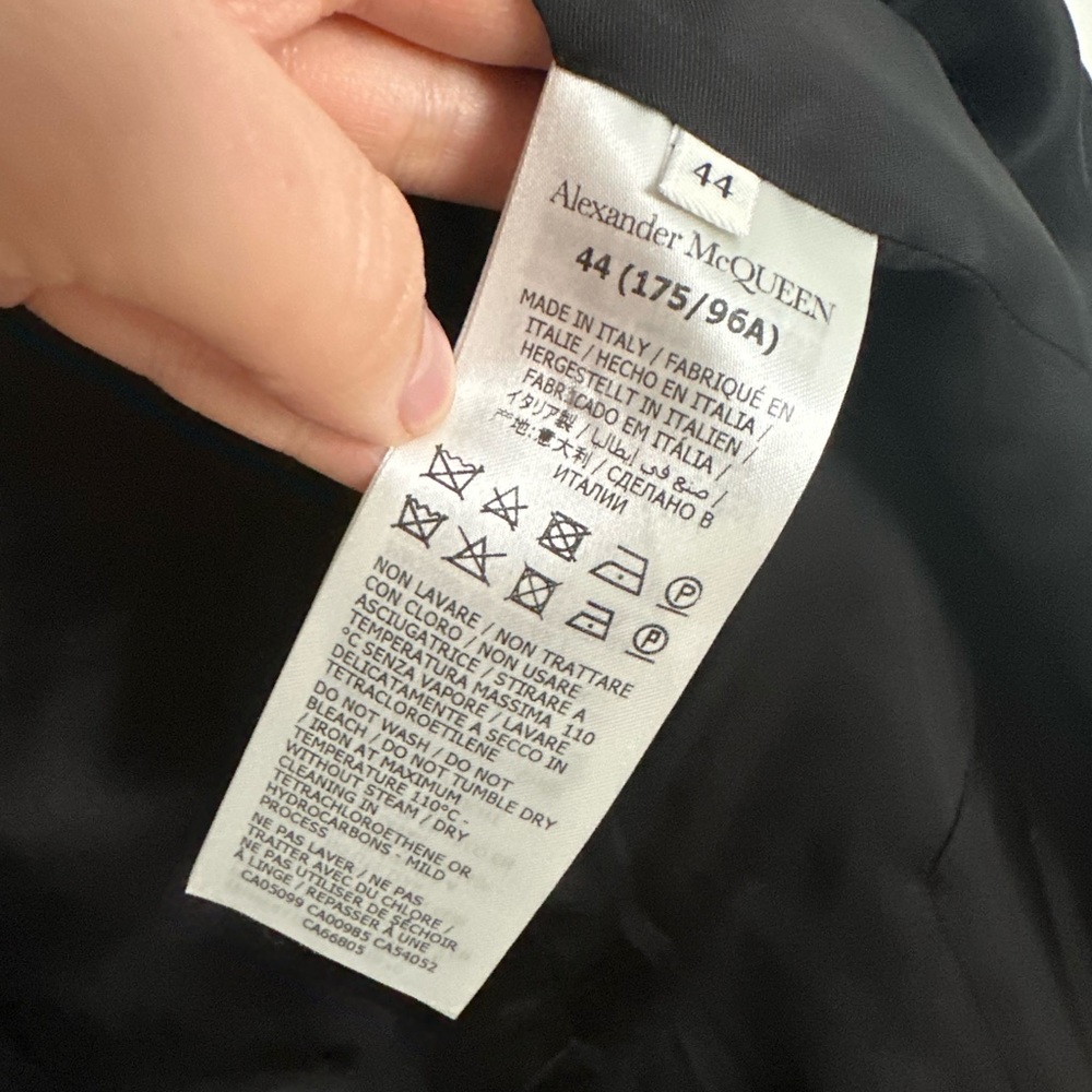 Alexander McQueen black blazer - Picture 3 of 3